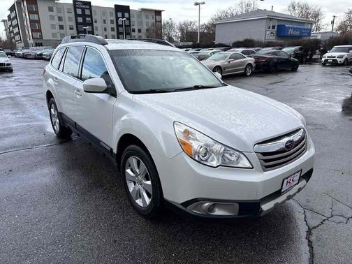 2010 Subaru Outback 2.5 i Limited