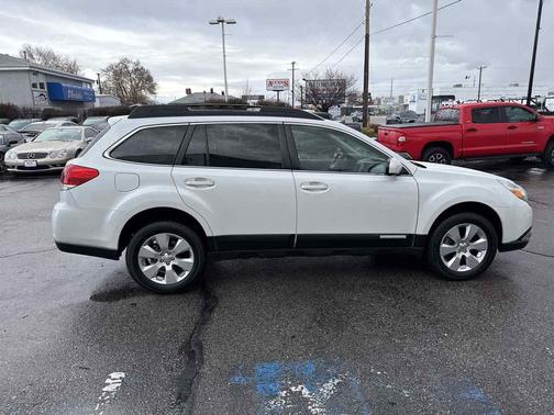2010 Subaru Outback 2.5 i Limited