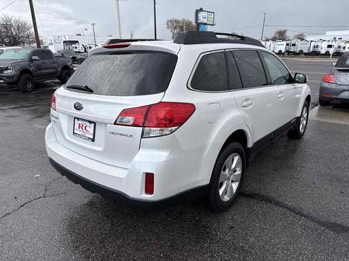 2010 Subaru Outback 2.5 i Limited