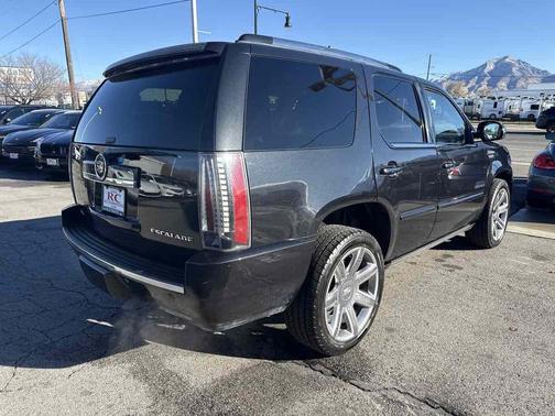 2013 Cadillac Escalade Premium