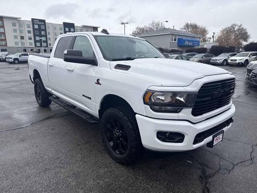 2020 RAM 2500 Big Horn Crew Cab 4X4 6'4' Box