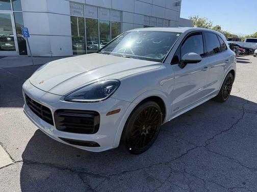 2021 Porsche Cayenne GTS