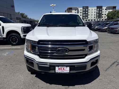 Oxford White 2019 Ford F-150 XLT