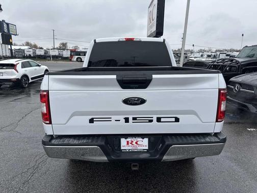 Oxford White 2019 Ford F-150 XLT