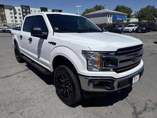 Oxford White 2019 Ford F-150 XLT