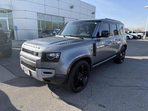 2021 Land Rover Defender 110 SE