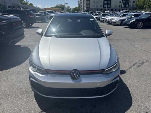 2024 Volkswagen Golf GTI 2.0T SE DSG