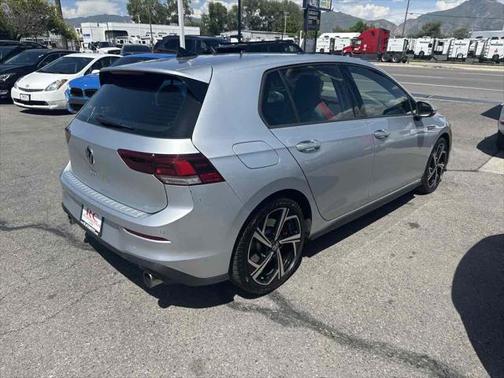 2024 Volkswagen Golf GTI 2.0T SE DSG