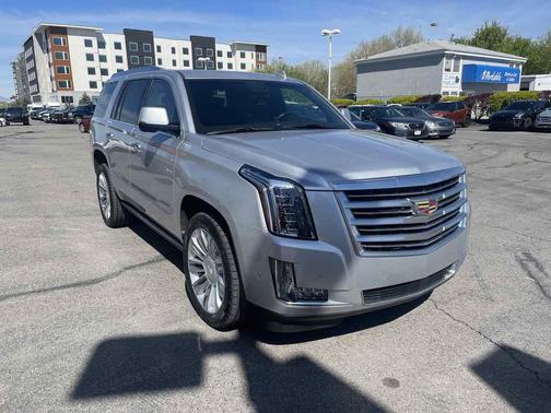 2019 Cadillac Escalade Platinum