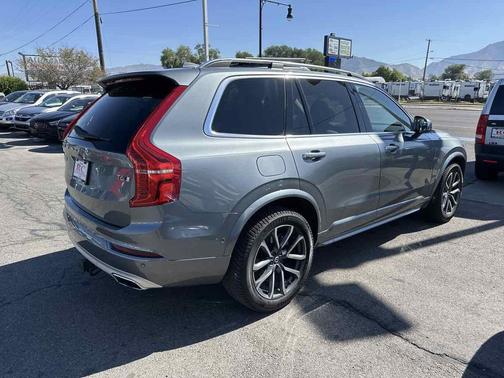 Osmium Grey Metallic 2016 Volvo XC90 T6 Momentum