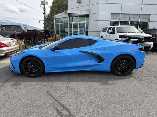 Rapid Blue 2023 Chevrolet Corvette Stingray w/3LT