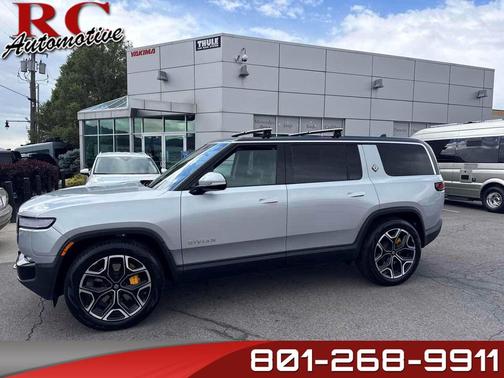 LA Silver 2022 Rivian R1S Launch Edition