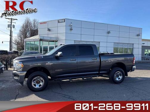 2019 RAM 2500 Big Horn Crew Cab 4x4 6'4' Box
