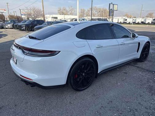 2021 Porsche Panamera 4S