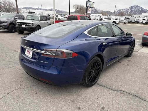 2020 Tesla Model S Long Range Plus