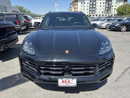 2024 Porsche Cayenne