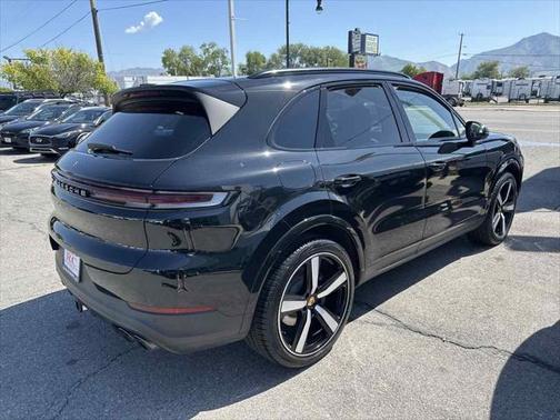 2024 Porsche Cayenne