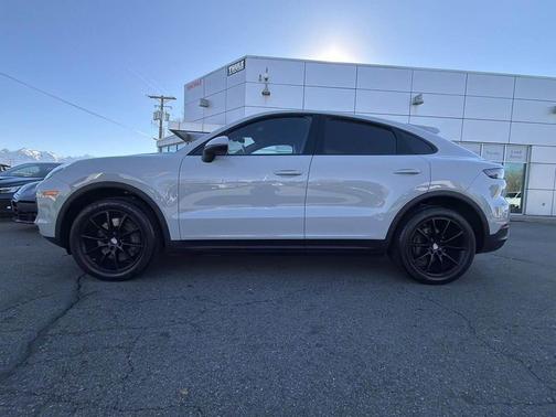 2021 Porsche Cayenne Cayenne