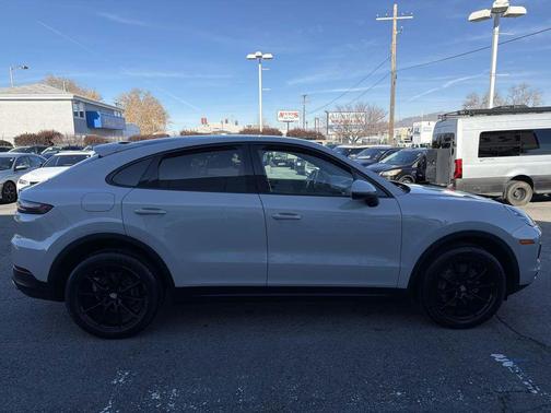 2021 Porsche Cayenne Cayenne