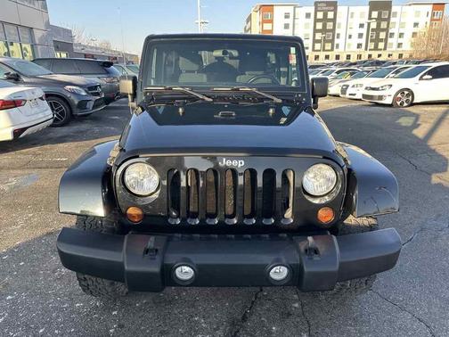 2012 Jeep Wrangler Unlimited Sahara