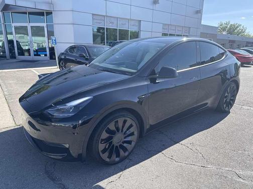 Solid Black 2022 Tesla Model Y Performance Dual Motor All-Wheel Drive