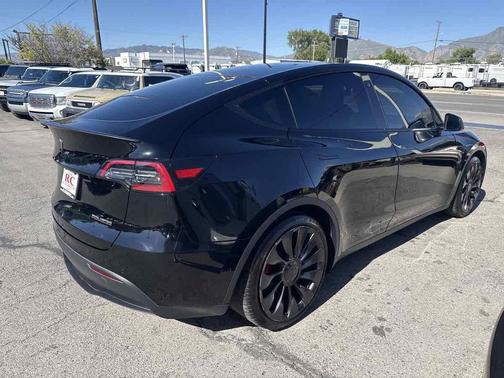 Solid Black 2022 Tesla Model Y Performance Dual Motor All-Wheel Drive