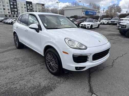 2017 Porsche Cayenne Platinum Edition