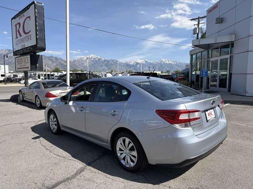 Ice Silver Metallic 2017 Subaru Impreza 2.0i