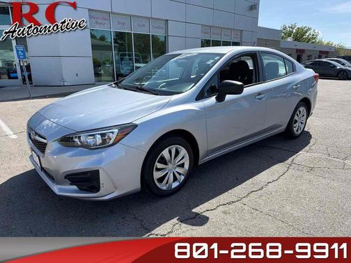 Ice Silver Metallic 2017 Subaru Impreza 2.0i
