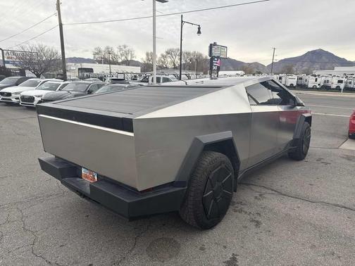 2024 Tesla Cybertruck All-Wheel Drive