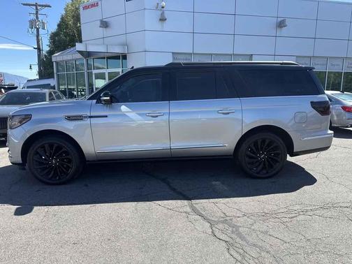 2021 Lincoln Navigator Black Label
