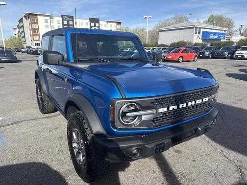 Velocity Blue 2023 Ford Bronco Badlands