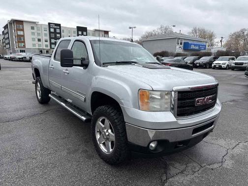2011 GMC Sierra 2500 SLT