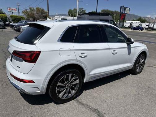 2022 Audi Q5 45 S line Premium Plus