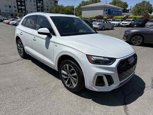 2022 Audi Q5 45 S line Premium Plus