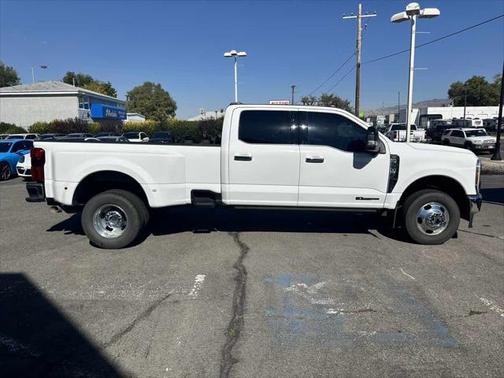 2023 Ford F-350 Lariat