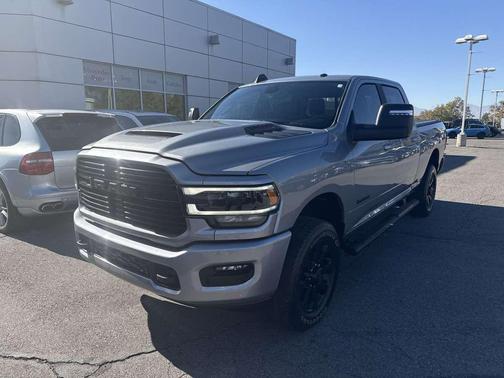 2024 RAM 2500 Laramie Crew Cab 4x4 6'4' Box