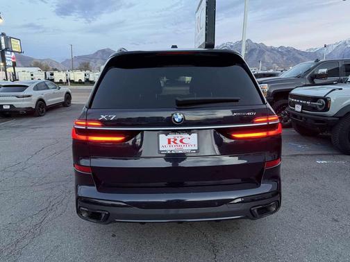 2023 BMW X7 xDrive40i