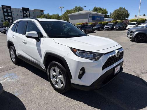 Super White 2021 Toyota RAV4 XLE