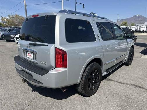 2010 INFINITI QX56 Base