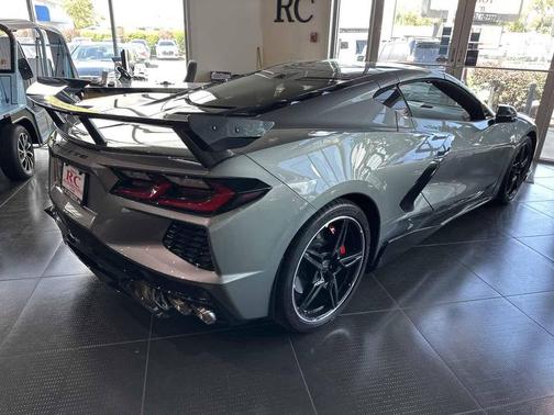 2022 Chevrolet Corvette Stingray w/2LT