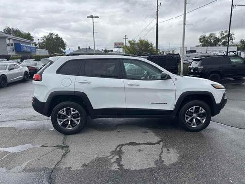 2018 Jeep Cherokee Trailhawk