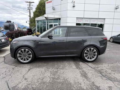 Carpathian Grey Premium Metallic 2025 Land Rover Range Rover Sport SE