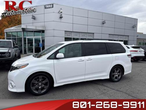 2017 Toyota Sienna SE