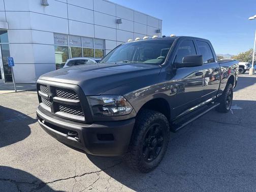 2018 RAM 2500 Tradesman Crew Cab 4x4 6'4' Box