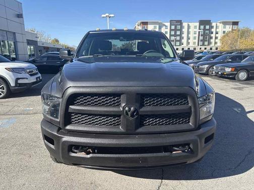 2018 RAM 2500 Tradesman Crew Cab 4x4 6'4' Box