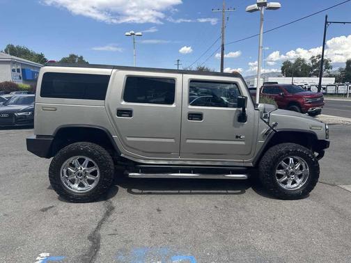 2004 Hummer H2 Base