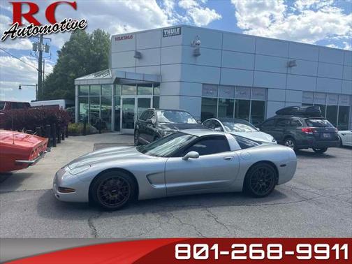 2004 Chevrolet Corvette Base