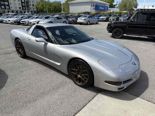 2004 Chevrolet Corvette Base