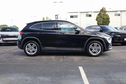 2021 Mercedes-Benz GLA 250 Base 4MATIC